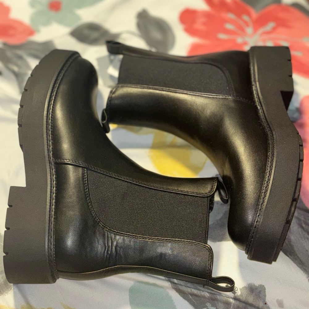 Black Platform Boots